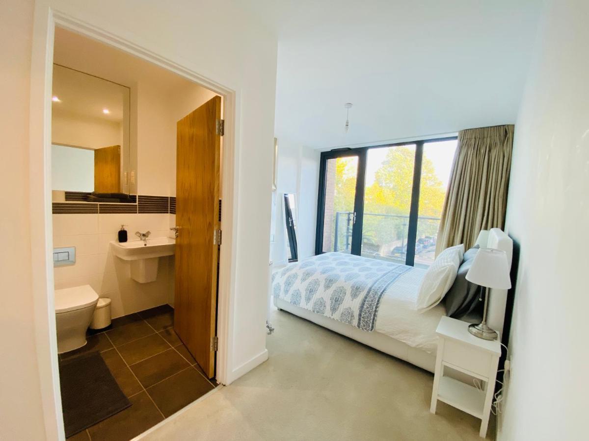 Spacious Two Bedroom Apartment In Balham London Exteriör bild