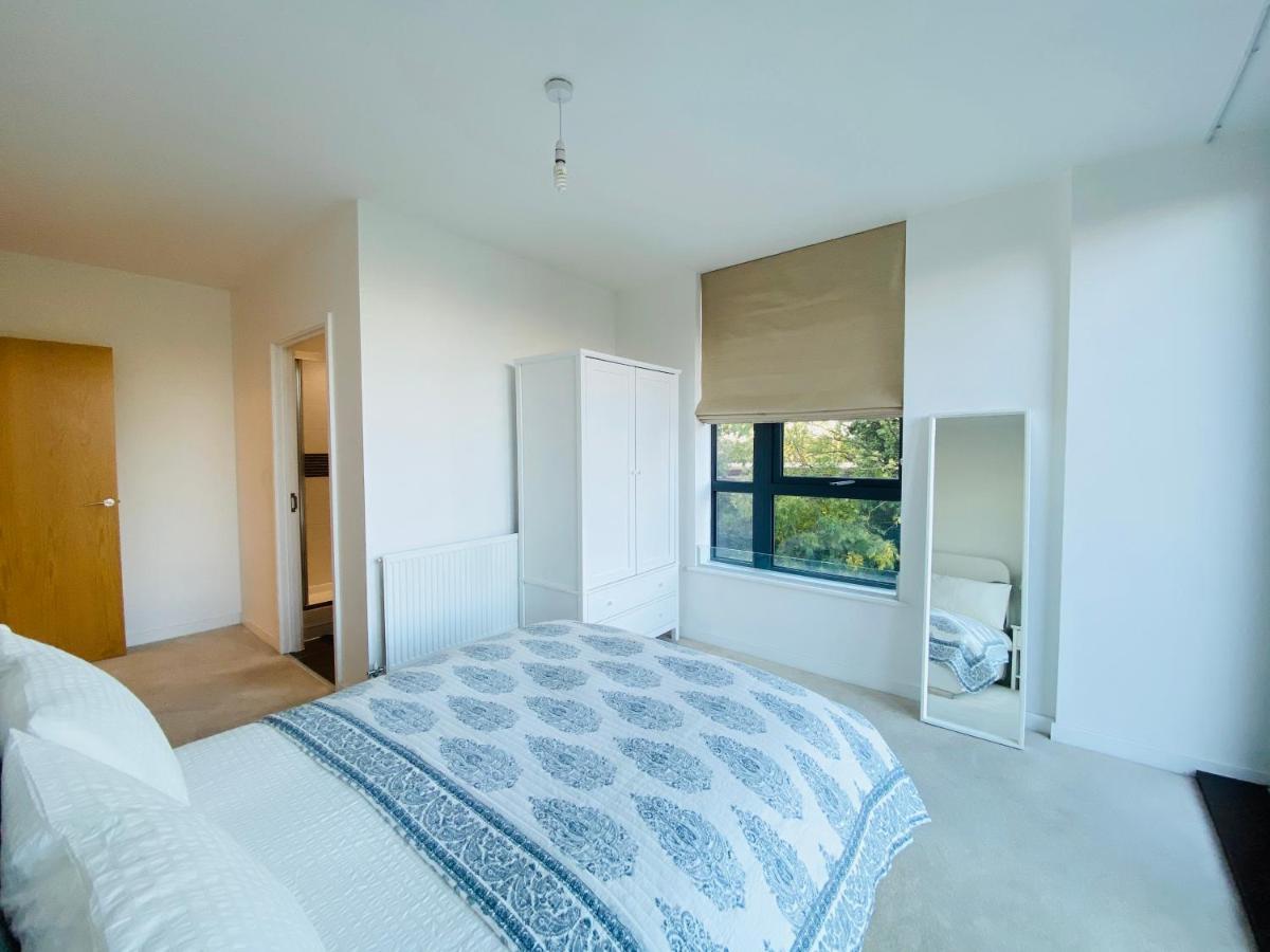 Spacious Two Bedroom Apartment In Balham London Exteriör bild