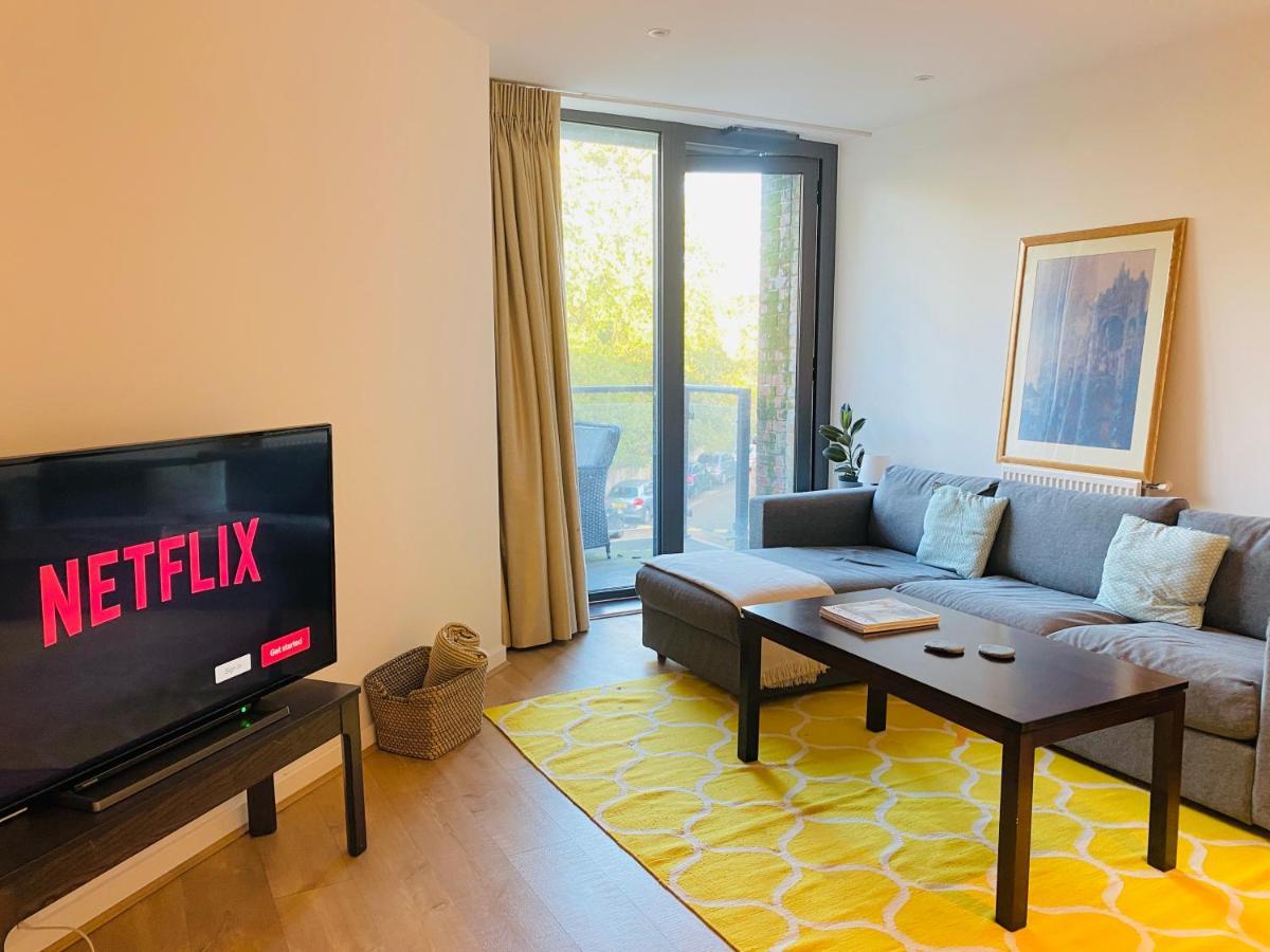 Spacious Two Bedroom Apartment In Balham London Exteriör bild